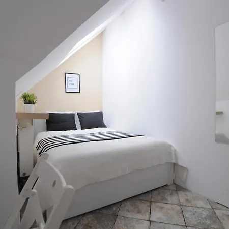 Na Monte Cassino Apartment *